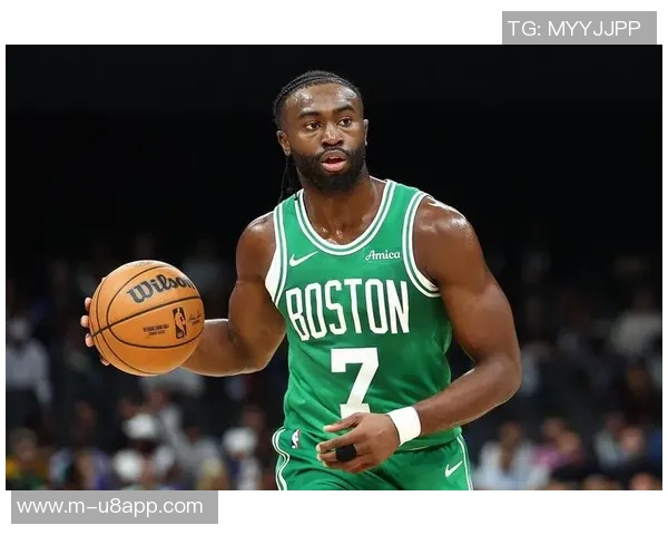 杰伦布朗怒斥裁判放任对手犯规直言已忍无可忍