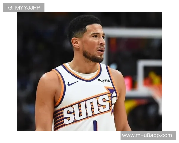 布克拼尽全力砍下38分5助攻但球队仍难逃失利命运